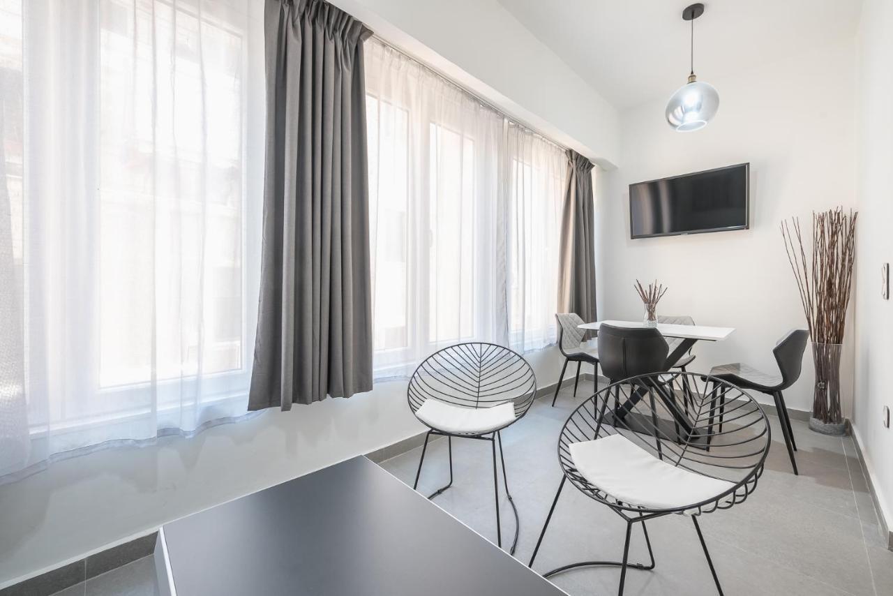 Iguana Gold Luxury Suites 2 Афіни Екстер'єр фото